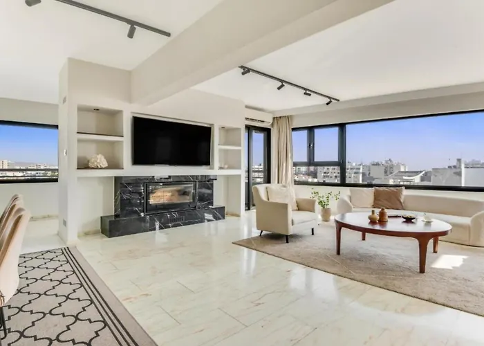 Phaedrus Living City Center Sky Penthouse